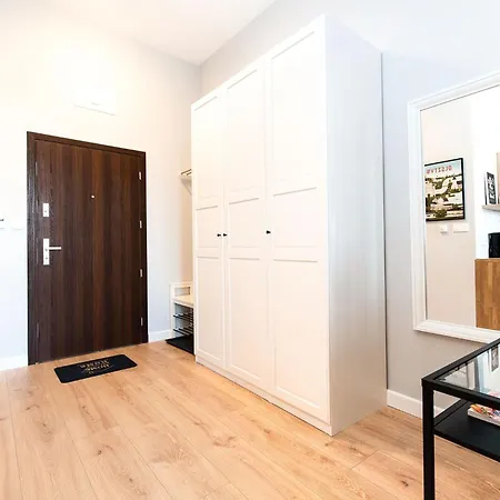 Apartment Ukiel Park 3 Przy Plazy Miejskiej - Free Parking,fv *