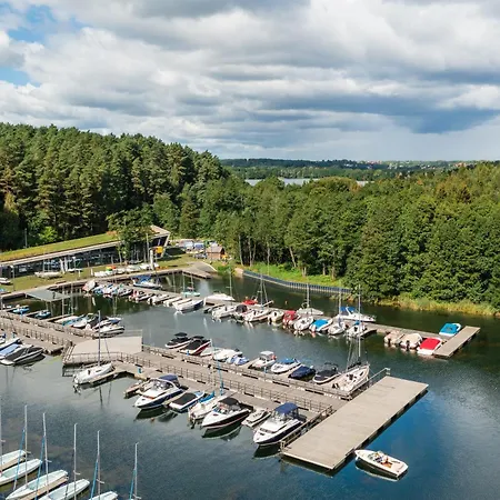 Ukiel Park 3 Przy Plazy Miejskiej - Free Parking,fv Daire