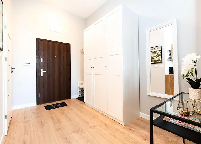 Apartment Ukiel Park 3 Przy Plazy Miejskiej - Free Parking,fv *